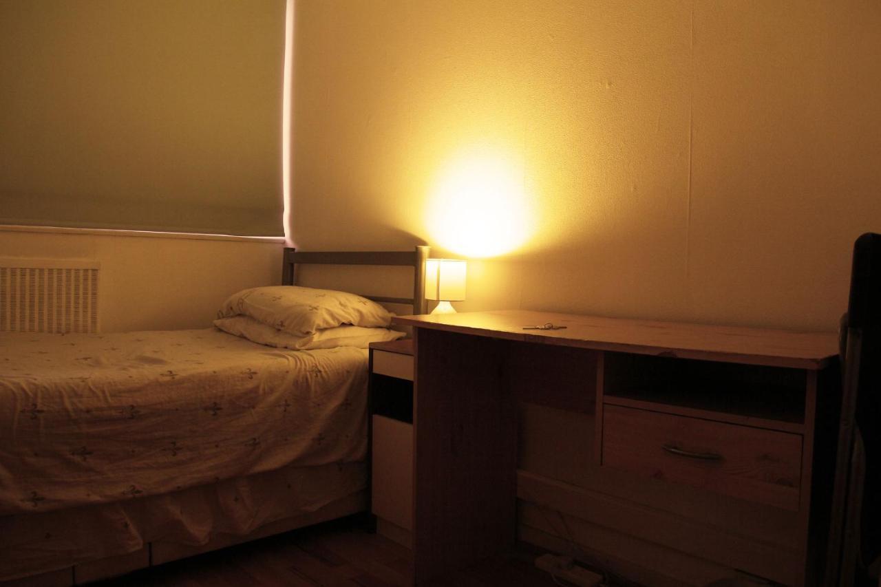 Elephant & Castle - Zone 2 - Private Rooms - Shared Bathroom Londres Extérieur photo