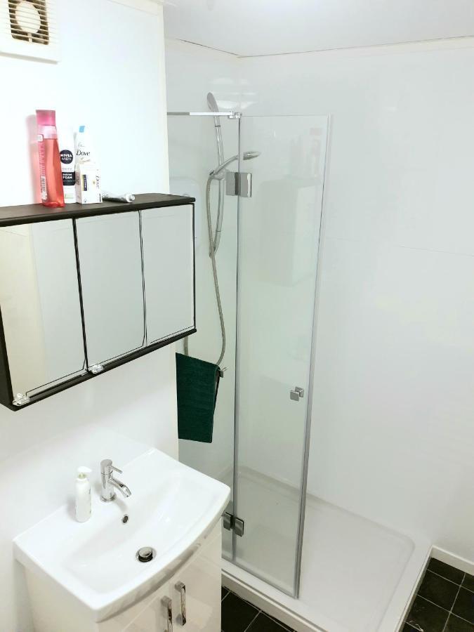 Elephant & Castle - Zone 2 - Private Rooms - Shared Bathroom Londres Extérieur photo